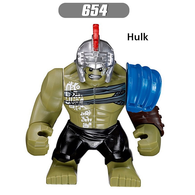 مكعبات بناء متحركة على شكل شخص - مراجعة Model Kit Venom وسعره