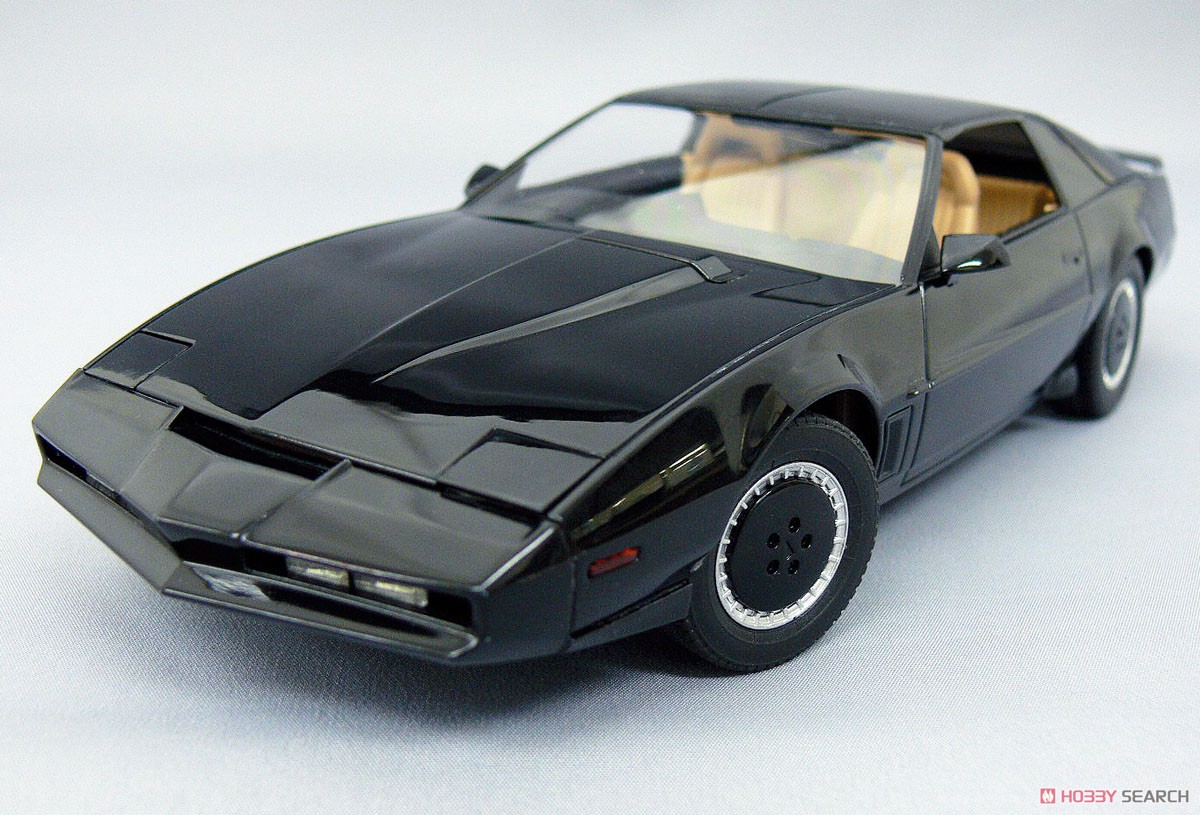 لعبة مجسمة سيارة مجمعة ثابتة م - مراجعة Model Kit Aoshima وسعره