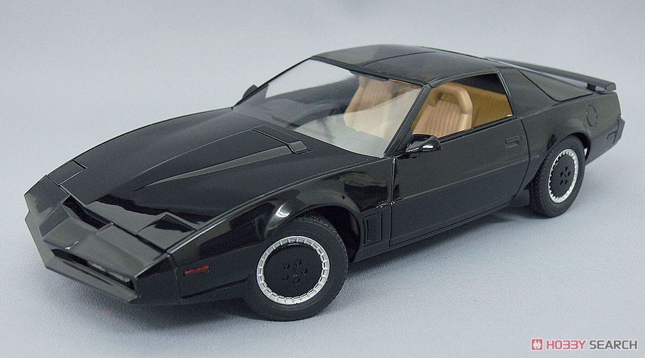 لعبة مجسمة سيارة مجمعة ثابتة م - مراجعة Model Kit Aoshima وسعره
