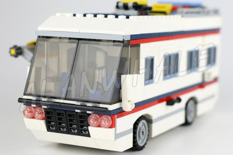 792 قطعة 3 في 1 مجموعة بناء يخ - مراجعة Model Kit Yacht وسعره