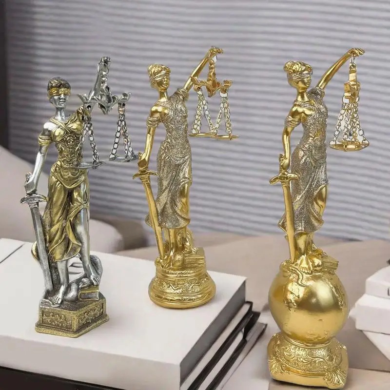 الراتنج تقليد النحاس آلهة العد - مراجعة Model Kit Judge وسعره