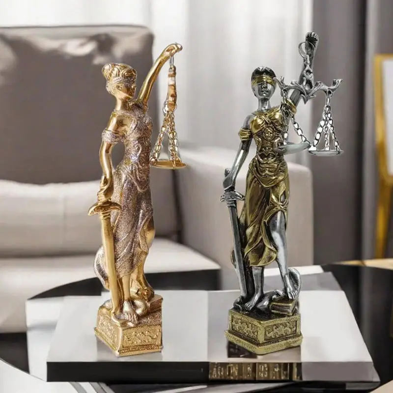 الراتنج تقليد النحاس آلهة العد - مراجعة Model Kit Judge وسعره