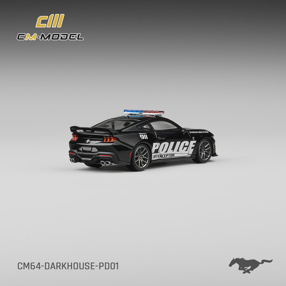 سيارة شرطة دارك هورس وطقم دييك - مراجعة Model Kit V8 وسعره