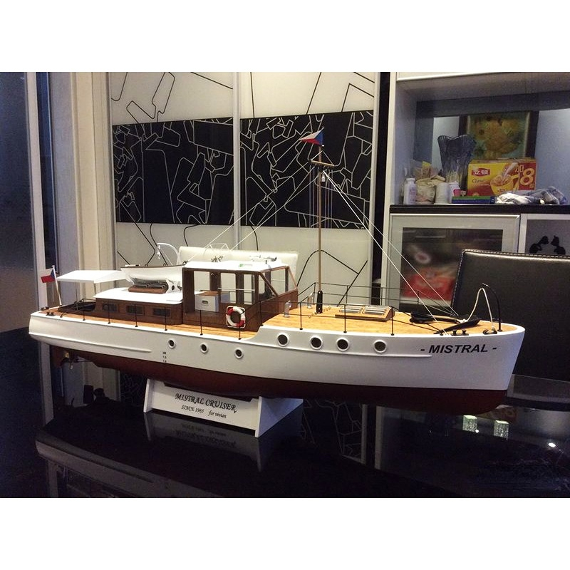 يخت خشبي شمال غرب الرياح الزيز - مراجعة Model Kit Yacht وسعره