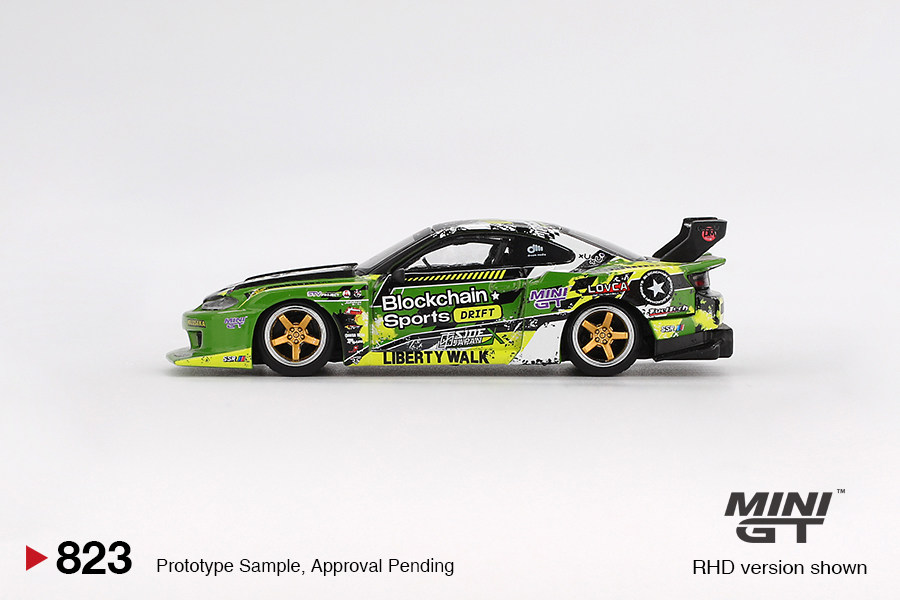 نموذج سيارة MINIGT مصبوب بالقا - مراجعة Model Kit Cars وسعره